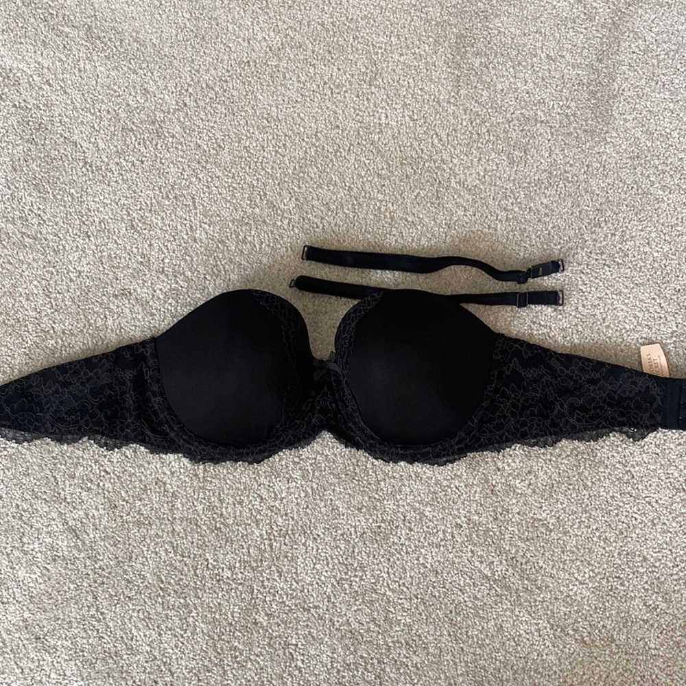 New with Tag- Victoria Secret’s Dream Angels Multi-Way Bra